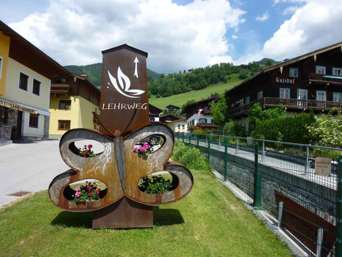 Pension Zu Hause Уттендорф Экстерьер фото